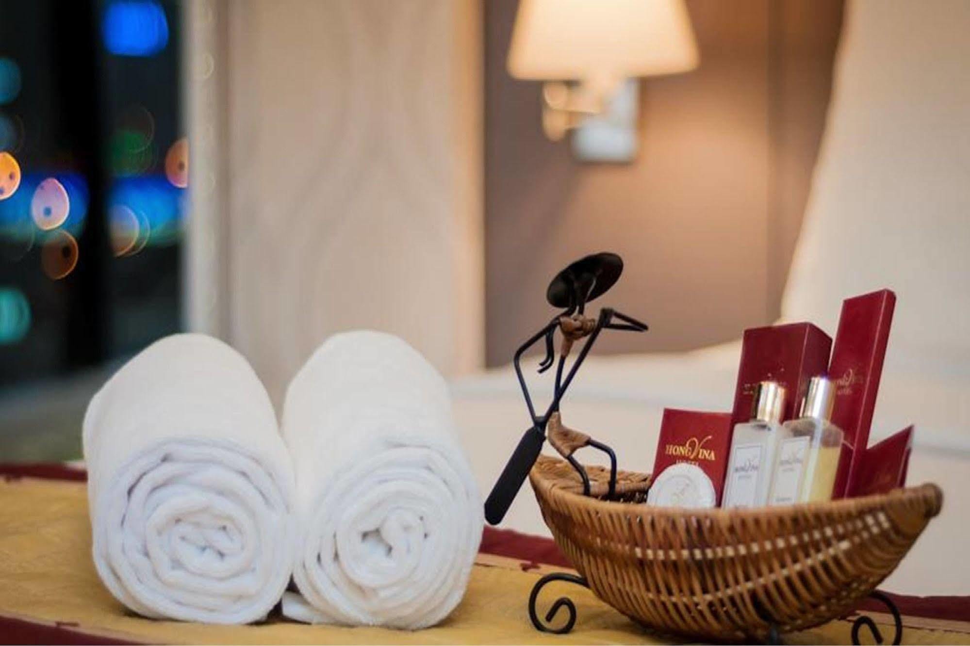 Hong Vina Hotel Ho Chi Minh City Bagian luar foto